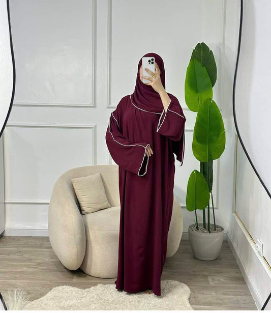 طقم صلاة و عباءة و حجاب في قطعة واحدة